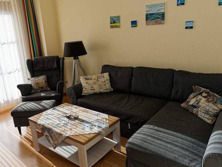 Ferienwohnung für 4 Personen, mit Balkon in Lemkenhafen - 3