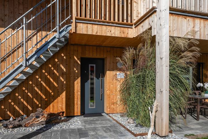 Entire apartment, Apartment 'Ferienappartement Coleen' with Private Terrace, Balcony and Wi-Fi in Höchst, Bodensee-Vorarlberg