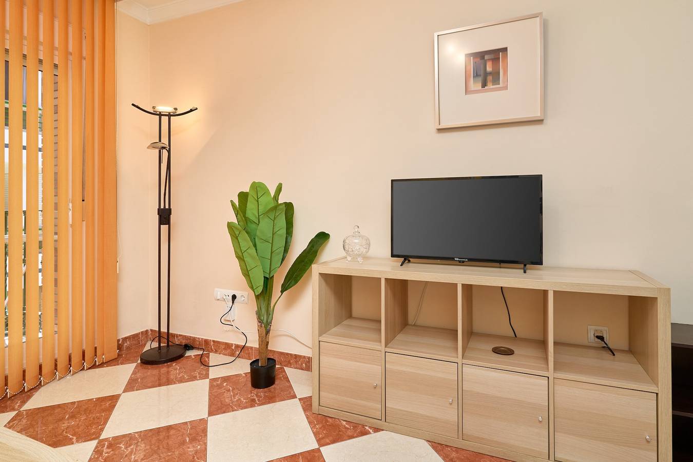Entire apartment, Apartment 'Pilar Torre Del Mar' with Wi-Fi and Air Conditioning in Playa de Torre del Mar, Torre del Mar