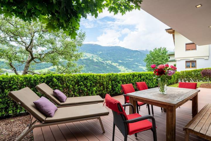 Ganze Ferienwohnung, Appartement "Panorama" in Tuxer Alpen, Kaltenbach