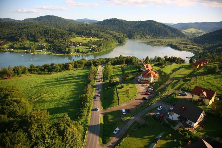 Domek letniskowy dla 4 osób, z widok i ogród oraz widok na jezioro w Polańczyk