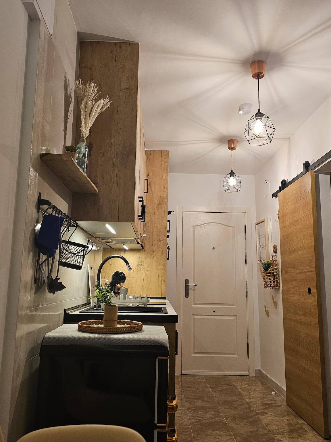 Geheel appartement, Vakantieappartement voor 4 personen met balkon/terras in Playa El Bajondillo, Torremolinos