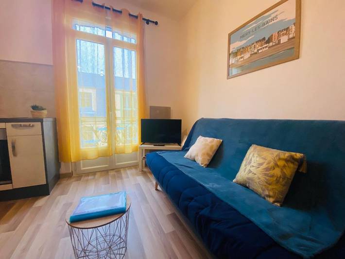 Gîte pour 4 personnes, avec balcon dans Office De Tourisme De Mers Les Bains - 4