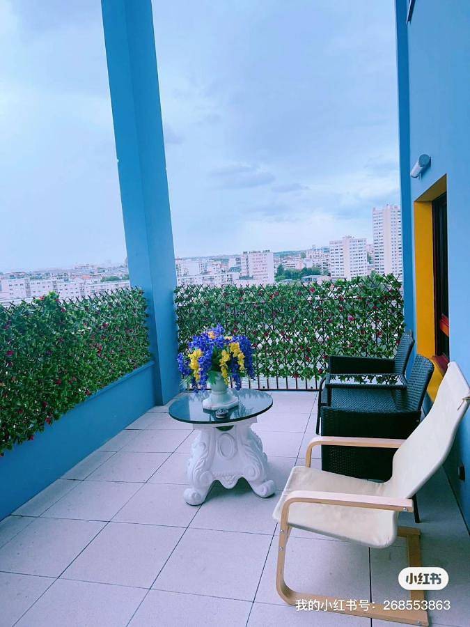 Ferienwohnung für 6 Personen, mit Balkon und Whirlpool in Ile de France