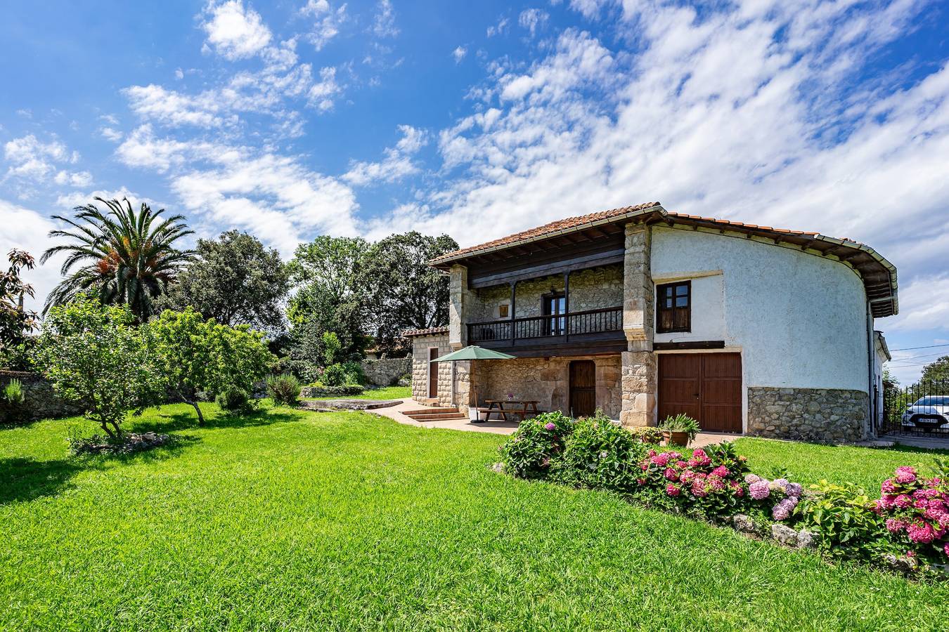 Casa di campagna 'Casa María Mérica' con giardino privato e Wi-Fi in Llanes, Costa Verde (Spagna)