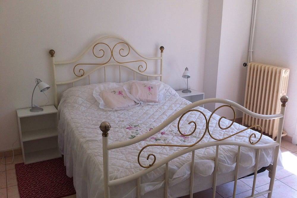 Villa Juan-les-Pins proche des plages in Juan-les-Pins, Antibes