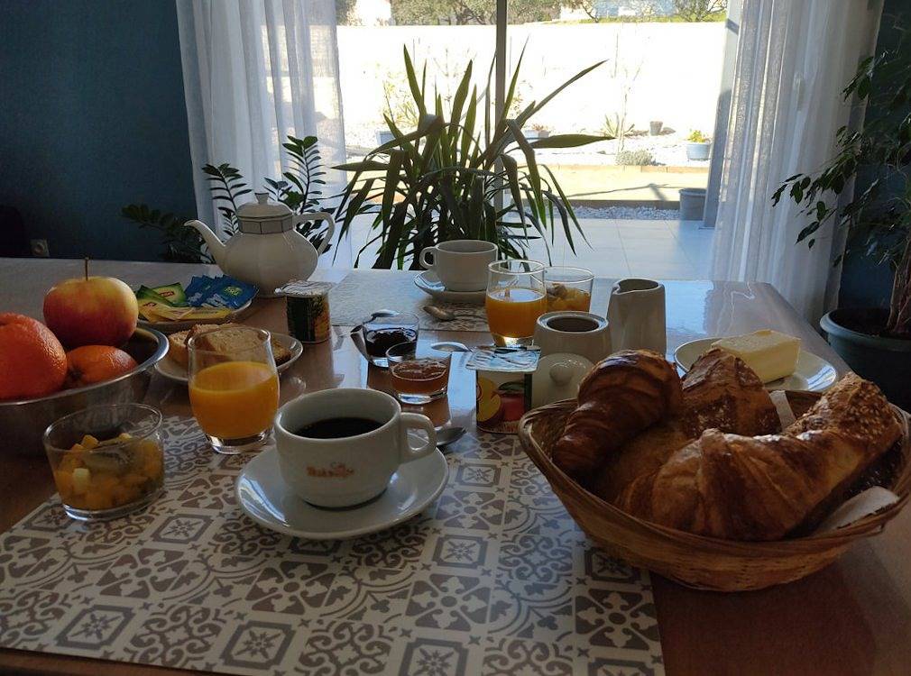Almendra - Chambre Provence in Magalas, Région de Béziers