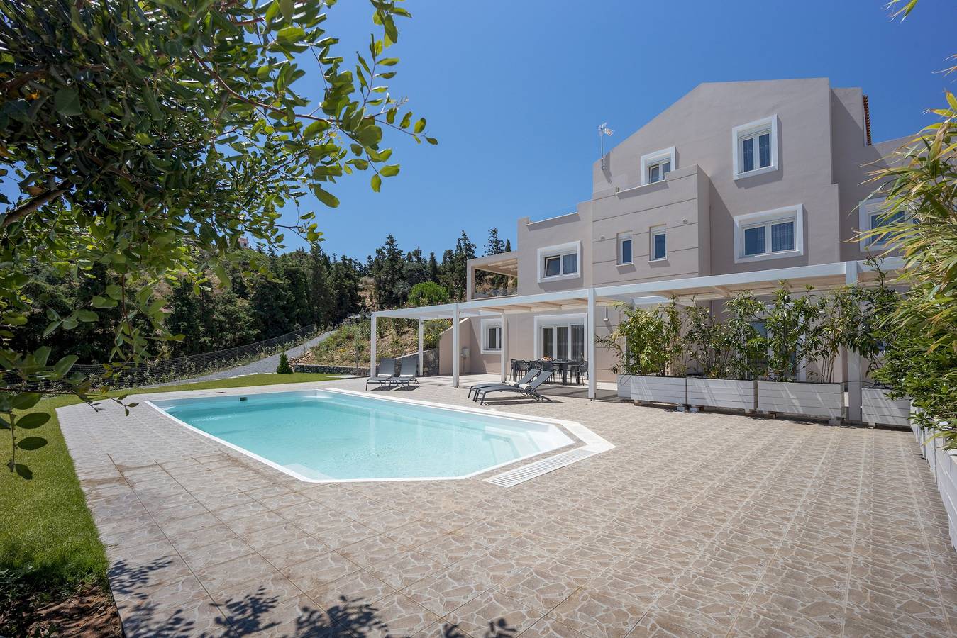 Villa für 9 Personen mit Pool in Lygaria, Achlada