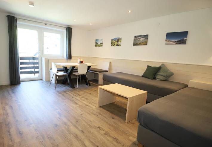 Ferienwohnung für 4 Personen, mit Balkon in Gargellen - 3