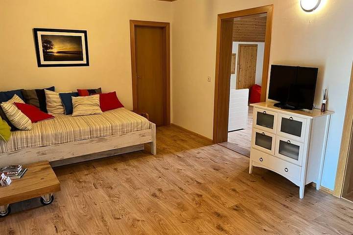 Ferienwohnung für 6 Personen, mit Balkon und Garten - 1