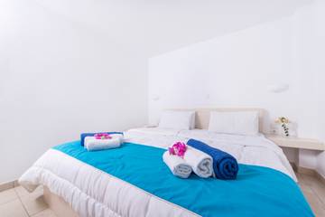 Apartment for 2 People in Santorini, Cyclades, Photo 3