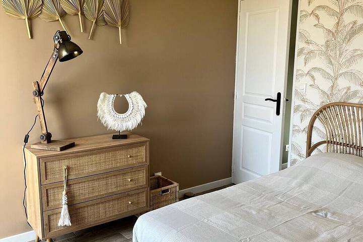 Location de vacances pour 4 personnes, avec jacuzzi à Vaux-sur-Seulles - 2