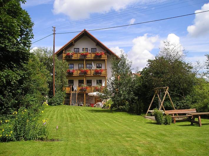 Pension für 5 Personen, mit Balkon und Balkon/Terrasse sowie Garten im Spessart - 2