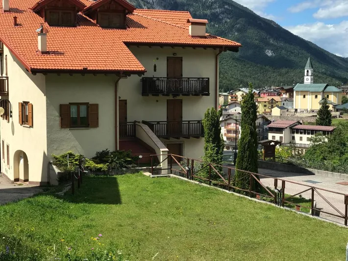 Apartamento de vacaciones para 7 personas, con vistas y jardín - 1