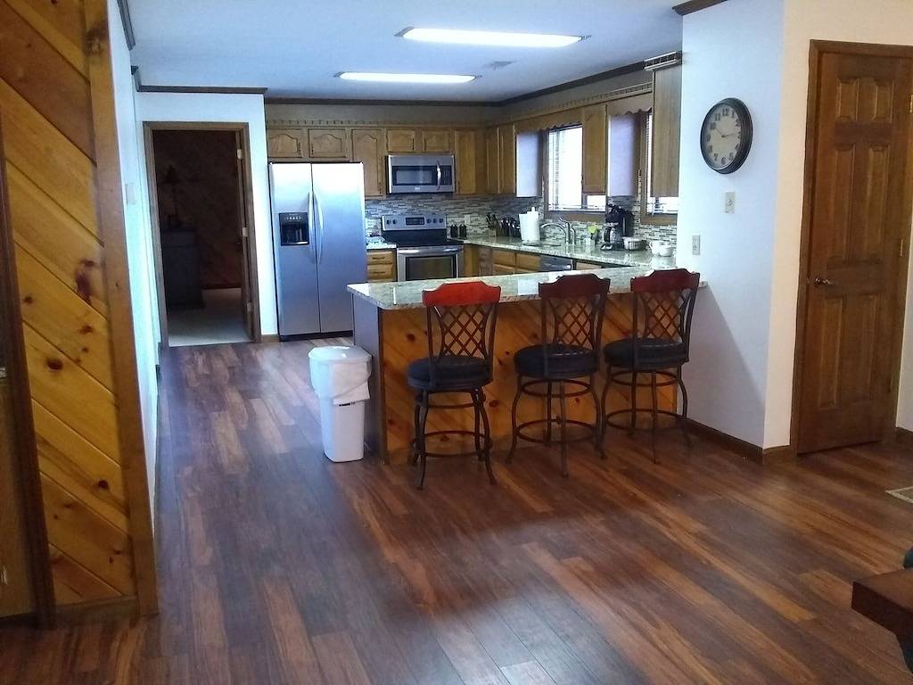 Ganze Wohnung, Westover Park Condo 101 - Ein ruhiger Zufluchtsort in der Nähe der Great Smoky Mountains in Sevierville, Sevier County