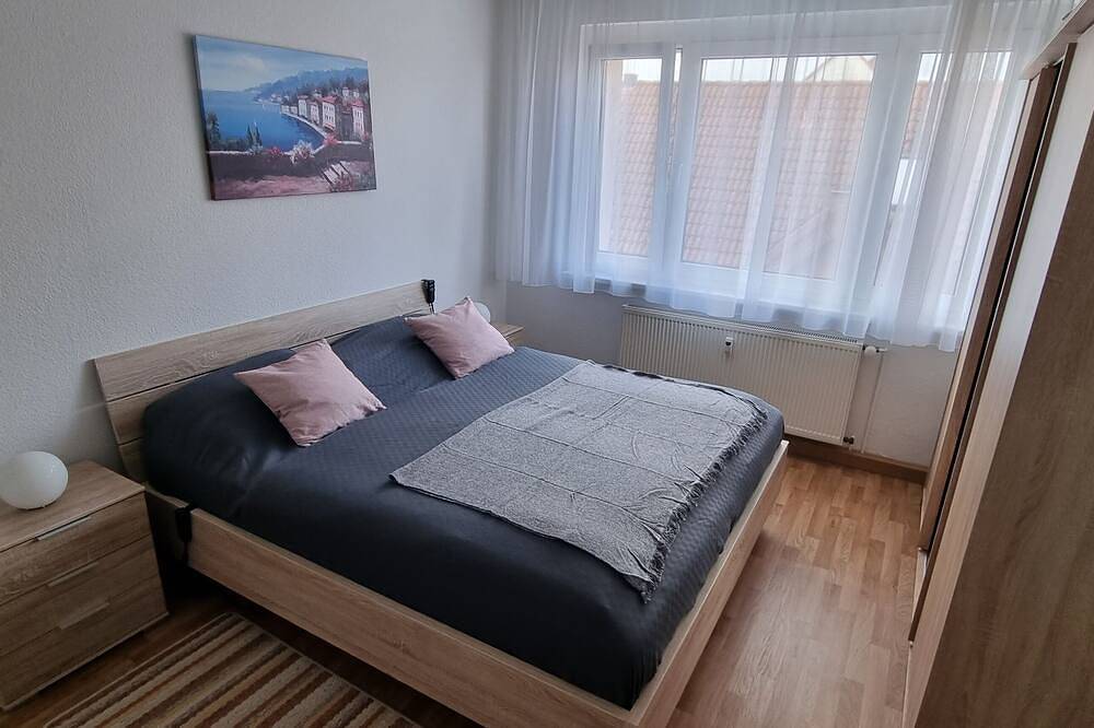 Ganze Wohnung, Komfortable, gemütliche Ferienwohnung zwischen dem Malchiner und Kummerower See in Malchin, Kummerower See