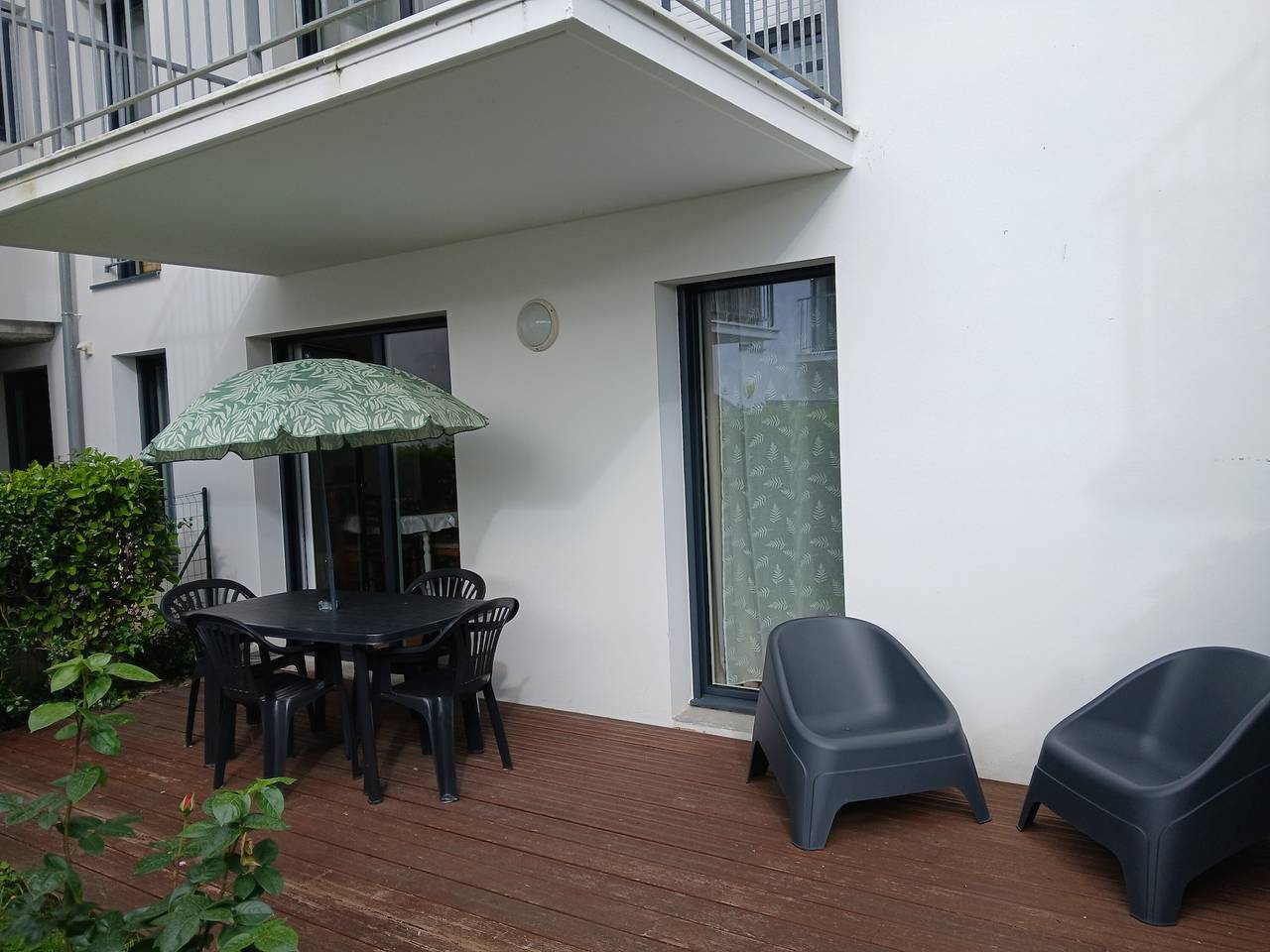Apartamento entero, Casa vacacional «Estancia en Quimperlé» con terraza privada, jardín y Wi-Fi in Quimperlé, Region de Quimper