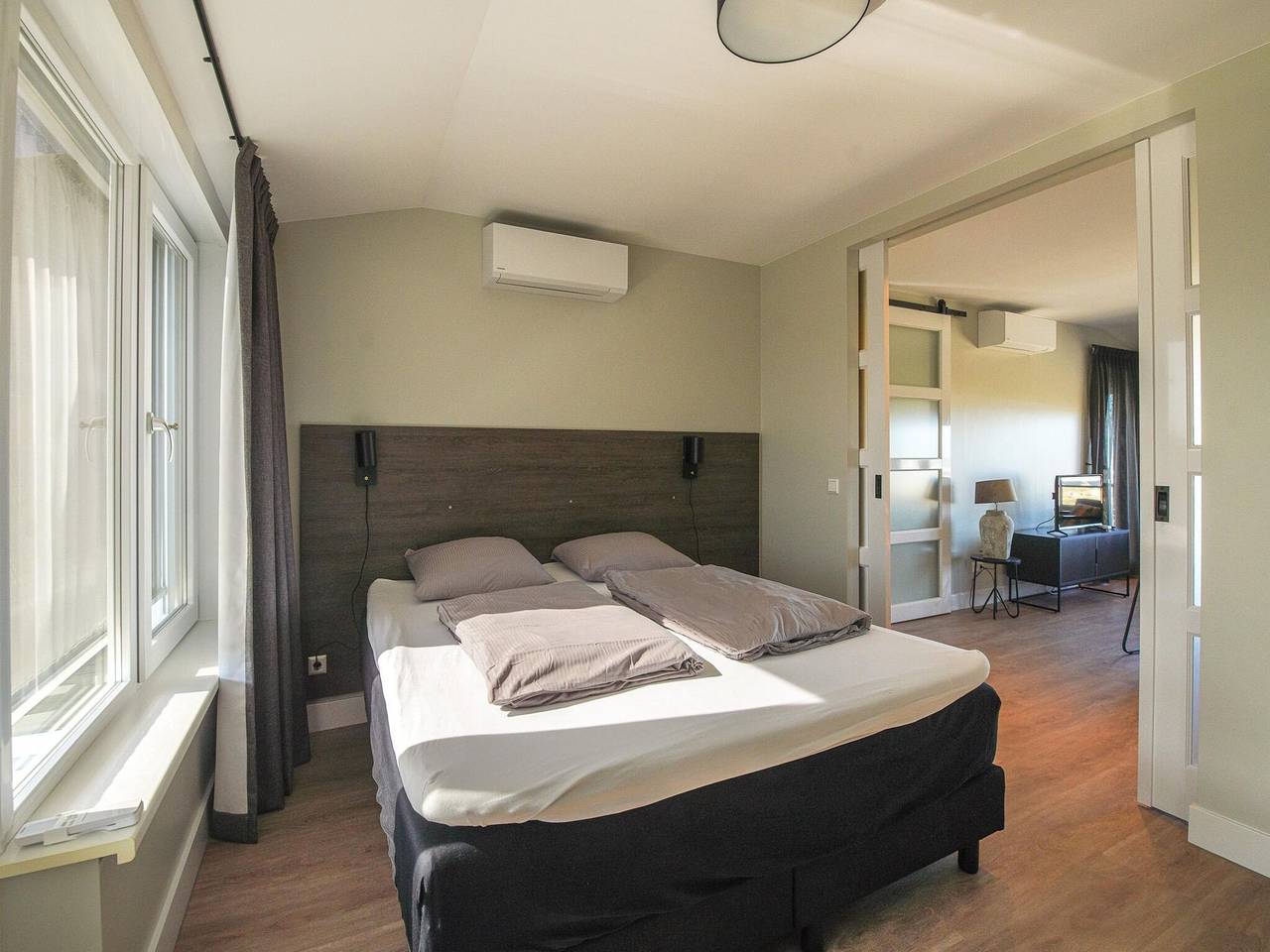 Geheel appartement, Vakantieappartement voor 3 personen met tuin in Katwijk, Nederlandse Noordzeekust