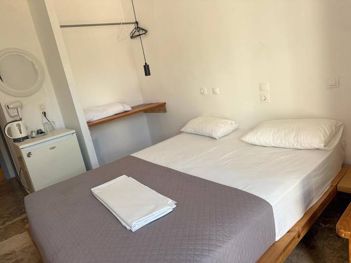 Hôtel pour 2 personnes, avec jardin dans Soúgia - 4