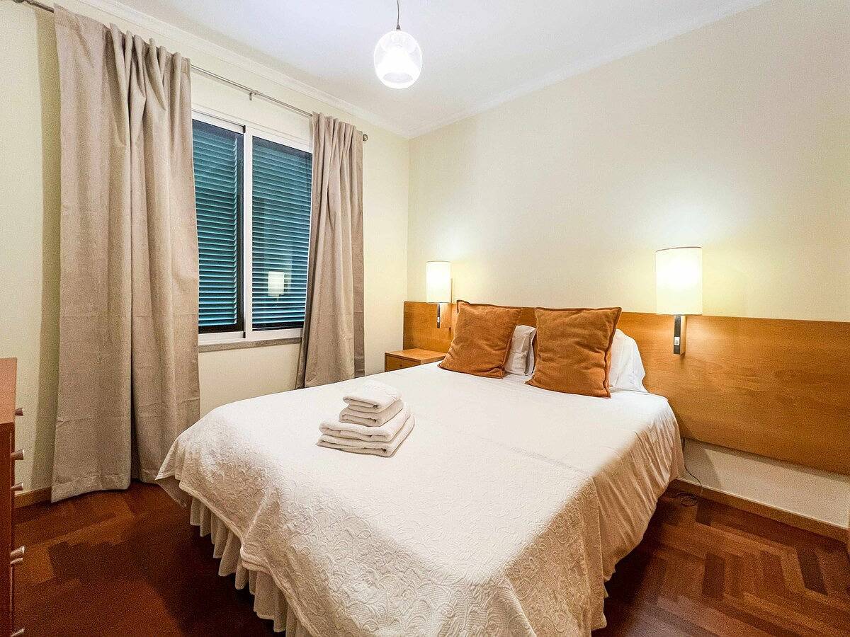 Ganze Wohnung, Ferienwohnung für 4 Personen in Caniço, Madeira