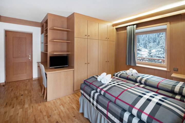 Gîte pour 4 personnes, avec balcon à Canazei - 3