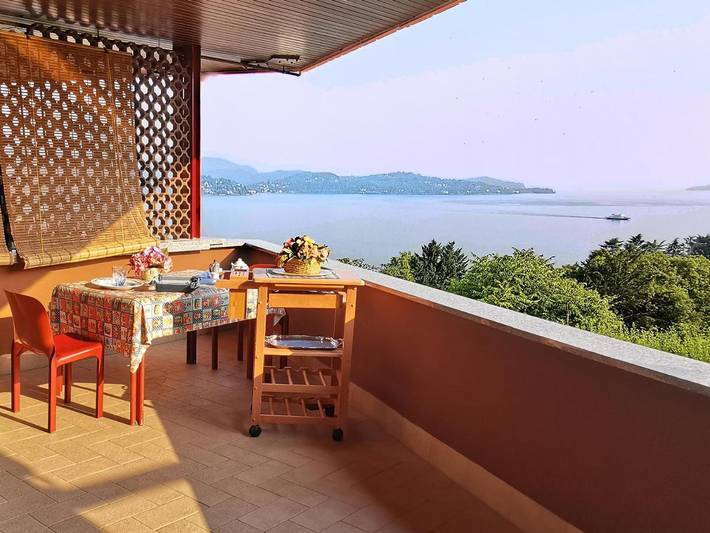 Ferienwohnung für 4 Personen, mit Balkon und Terrasse sowie Pool und Ausblick