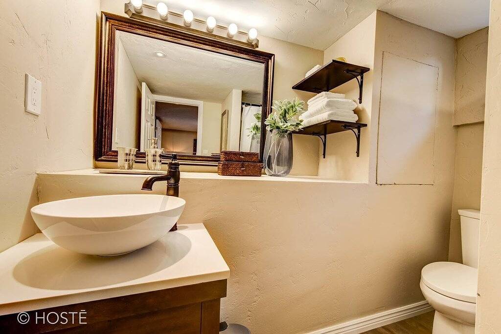 Vacation House for 2 Guests in Manitou Springs, South Central Colorado