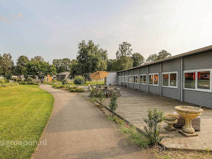 Ferienhaus für 97 Personen, mit Terrasse und Balkon/Terrasse - 1