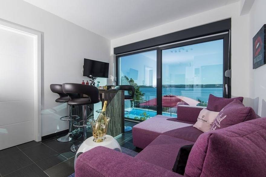 Ganze Ferienwohnung, Top 2 Brac /Beachresort in Jasenice, Zadar