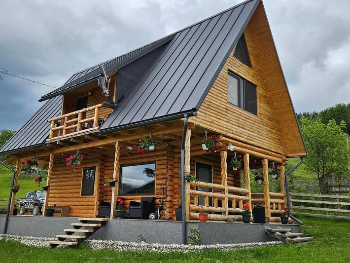 Location de vacances pour 9 personnes, avec vue et jardin à Alba (Romania)