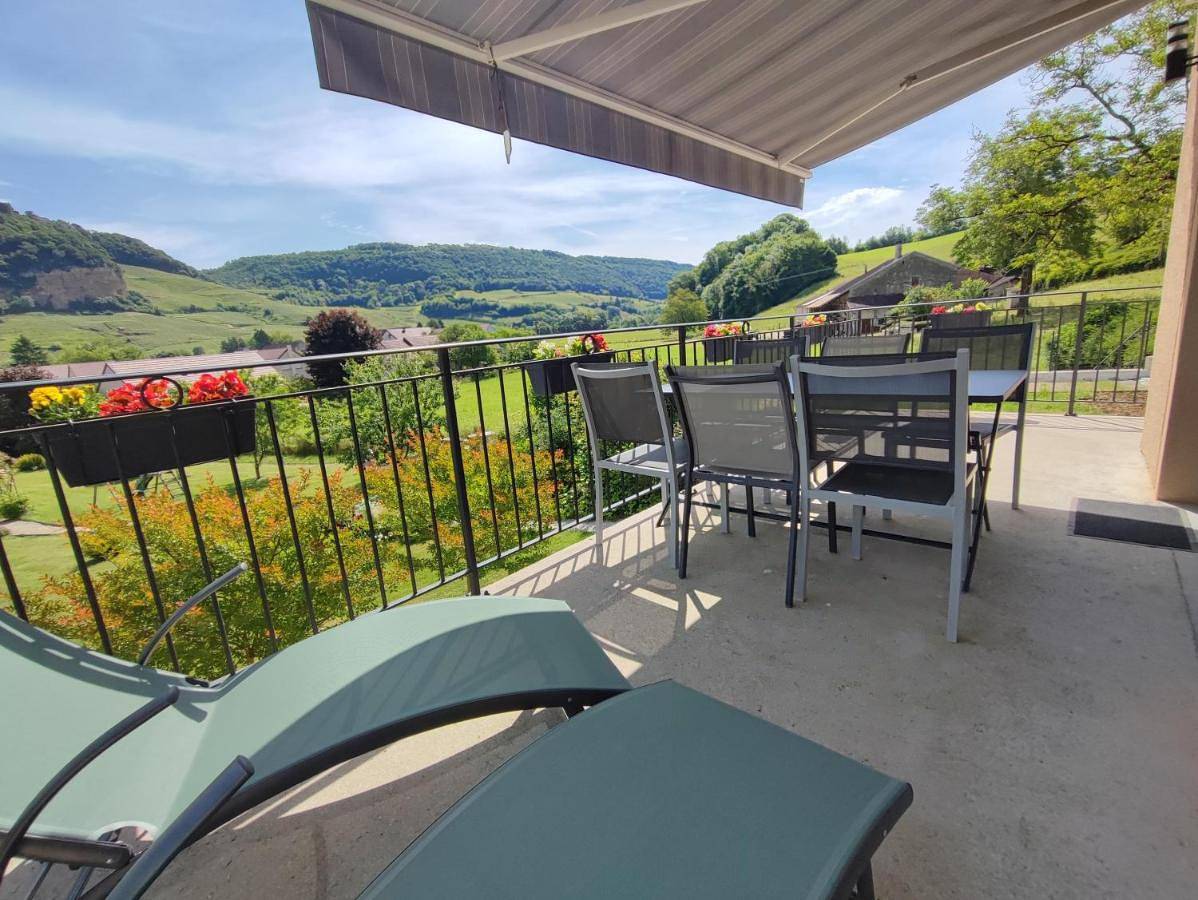 Three-Bedroom House in Voiteur, Jura Francais