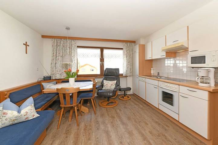 Apartment for 3 people, with balcony in Au