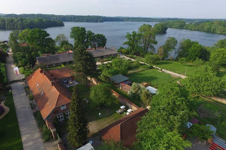 Ferienhaus für 4 Personen, mit Terrasse und Garten in Eutin