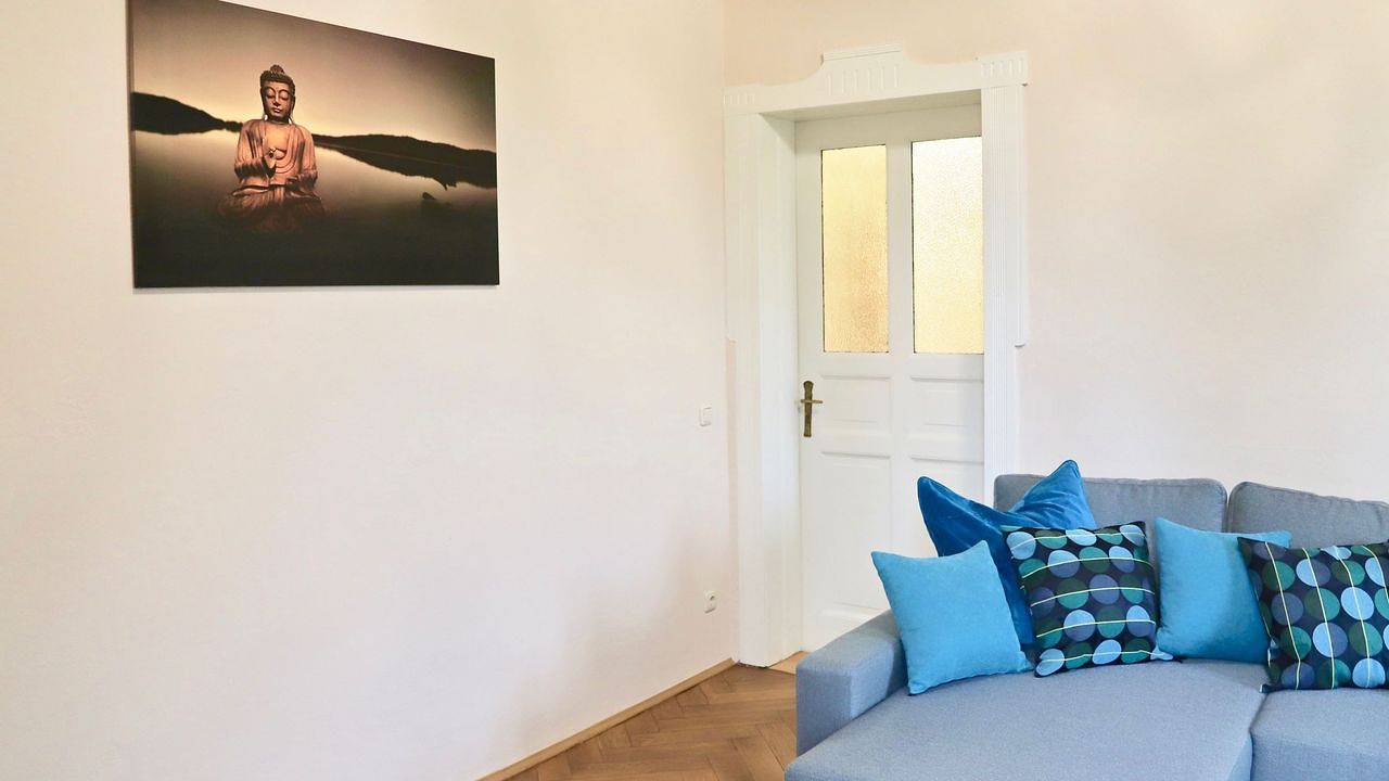 Ganze Ferienwohnung, Ferienwohnung für 15 Personen (200 m²) in Dresden in Loschwitz, Dresden