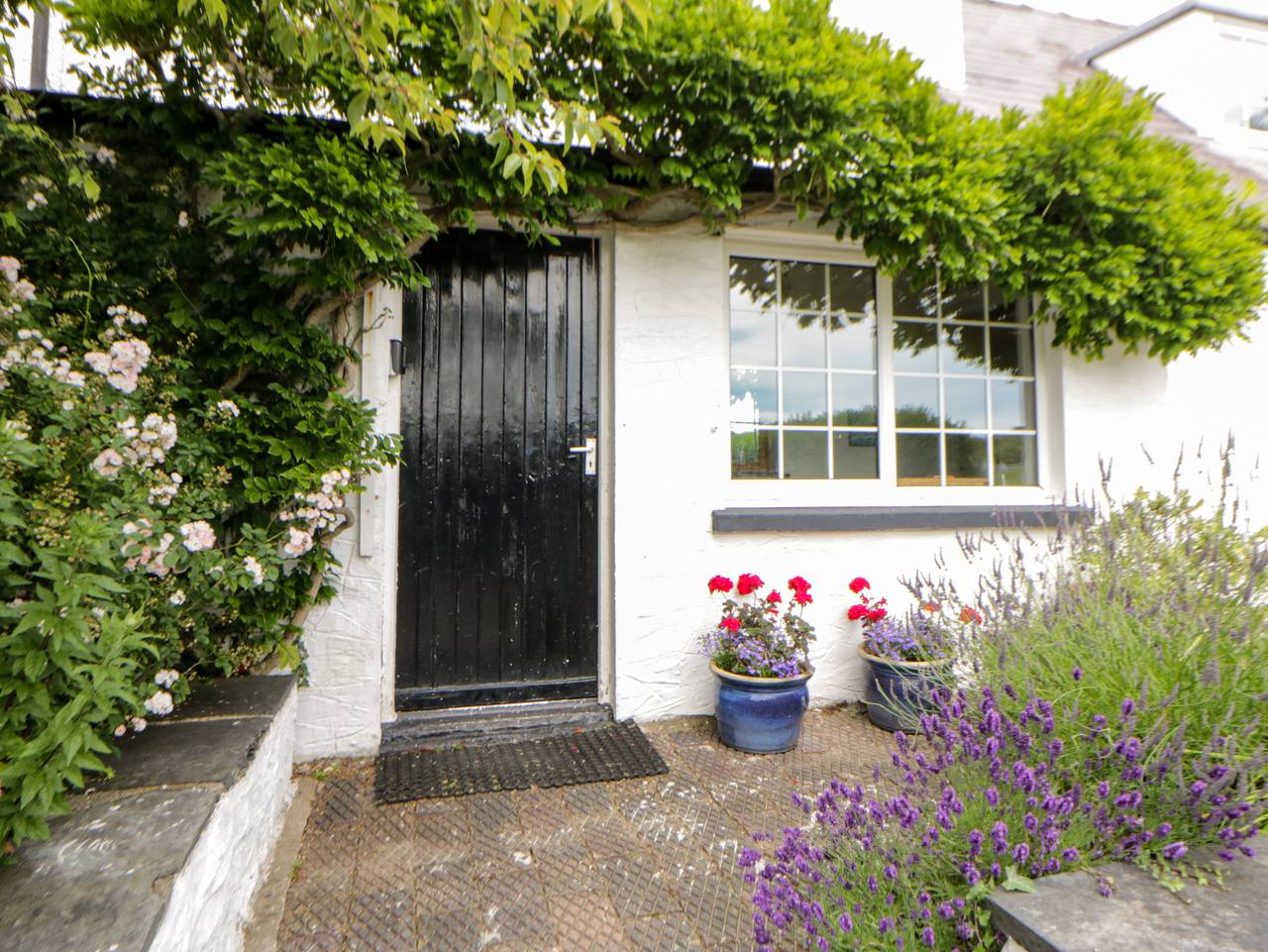 Beach Retreat in Aberporth, Cardigan Bay