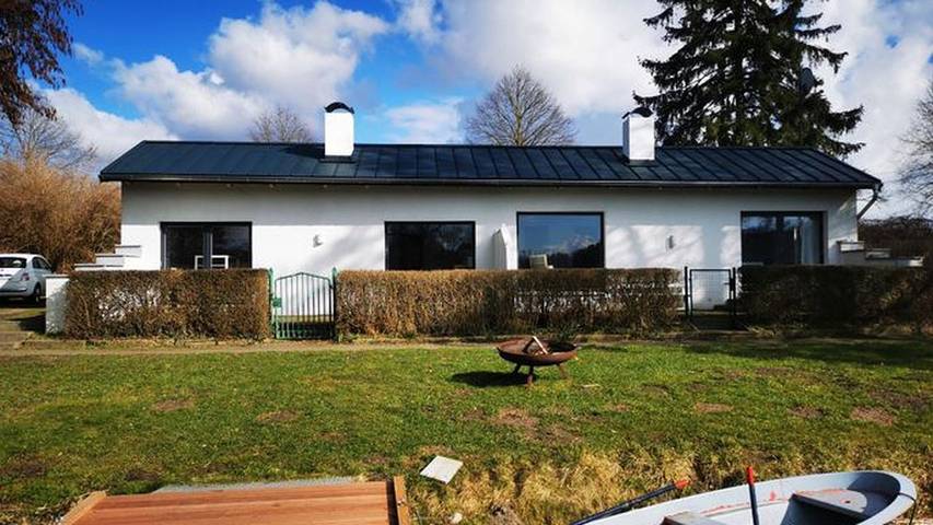 Ferienwohnung für 4 Personen, mit Terrasse und Seeblick sowie Ausblick und Sauna - 1