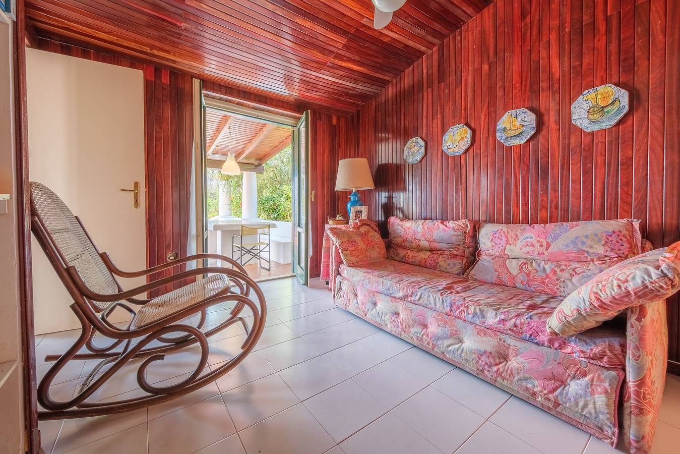 Villa 'Anna Maria' with Sea View, Private Terrace and Wi-Fi in Vulcano