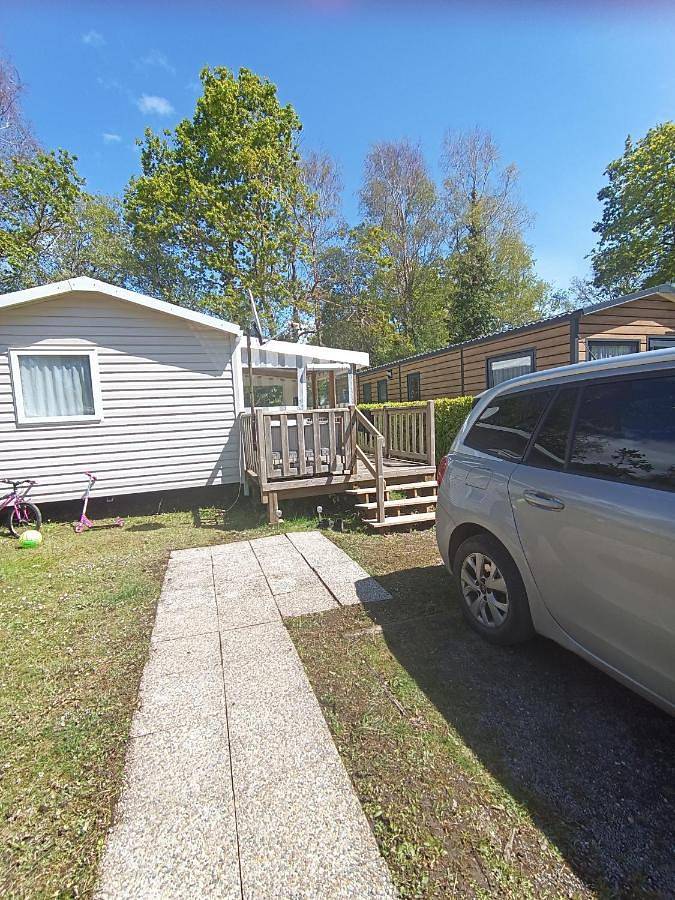 Camping pour 6 personnes, avec jardin et piscine