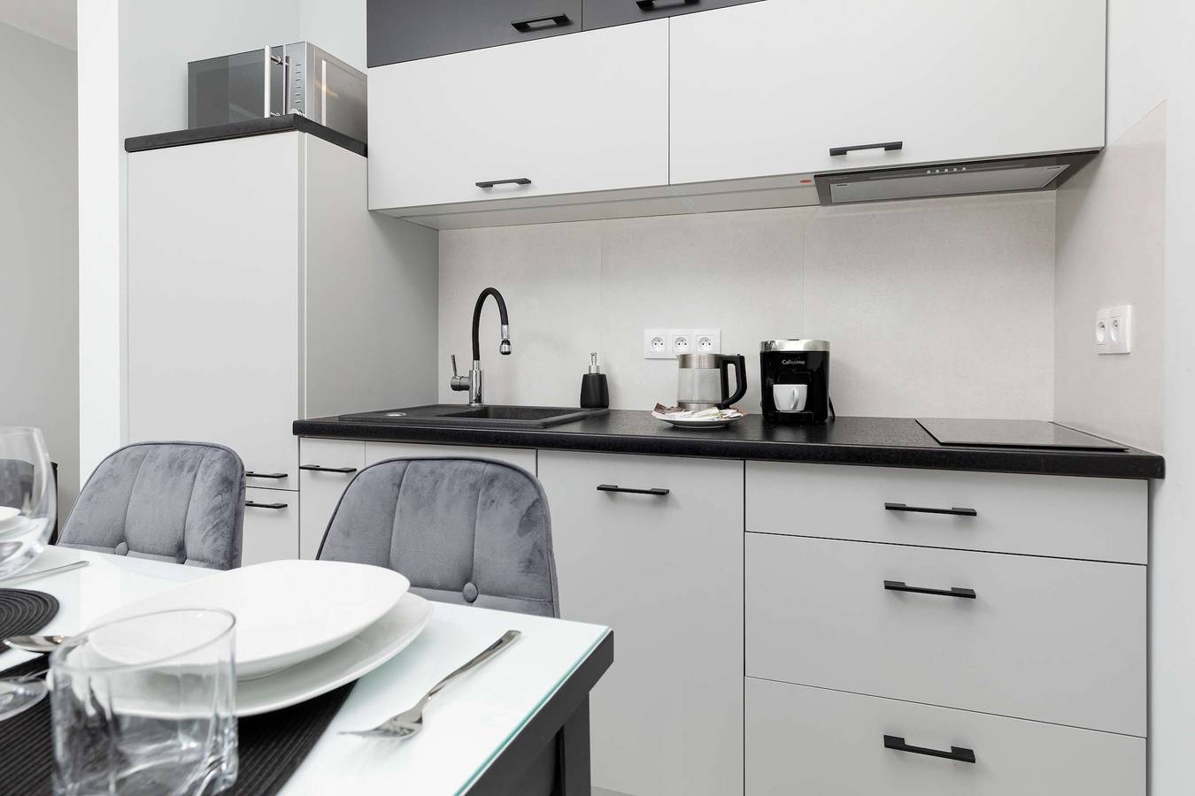 Geheel appartement, Spacious Apartment | Balcony | Private Parking in Darłówko, Darłowo