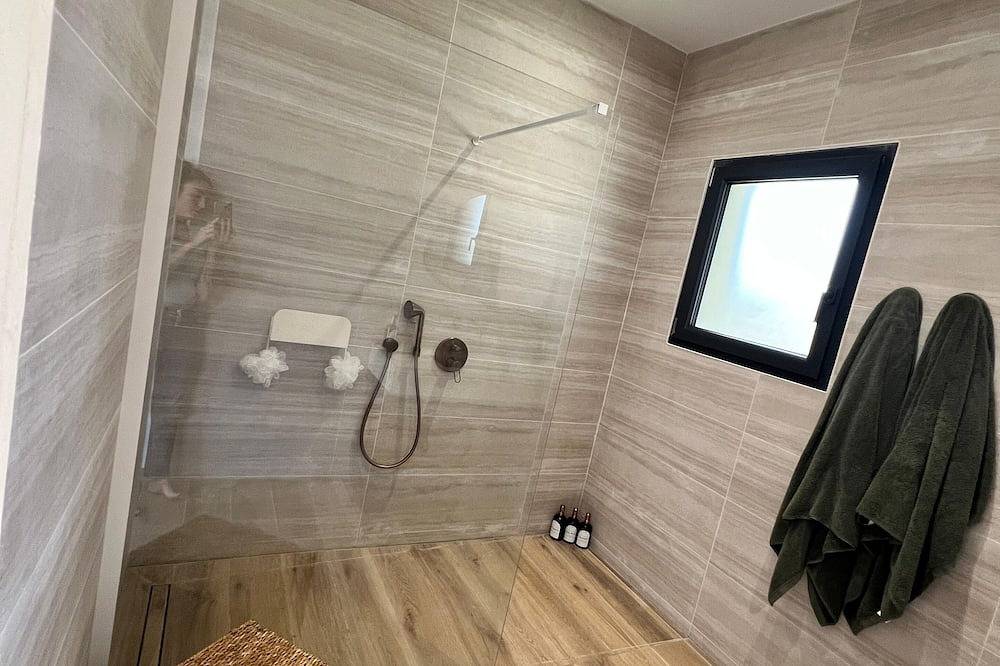 Magnificent house for 8 people in Saint-Marcel-lès-Valence, Región de Valence