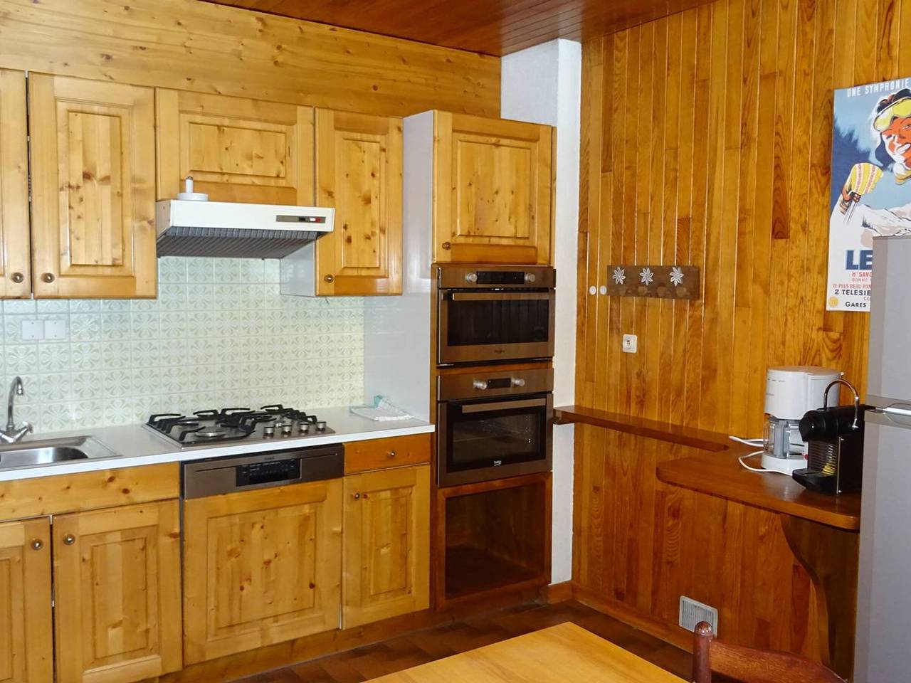 Entire apartment, Spacious 3-Room Apartment in Les Gets - Central, Sleeps 6, Garage, Wifi, Linens Included in Les Gets, Les Portes du Soleil
