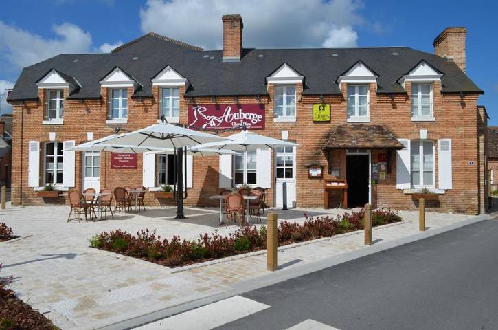 Hôtel pour 2 personnes, avec terrasse à Yvoy-le-Marron