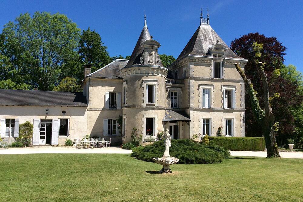 Château pour 13 Personnes dans Saint-Jory-las-Bloux, Périgord Blanc