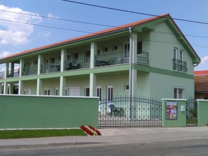 Maison d’hôte pour 2 personnes, avec terrasse et vue
