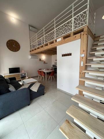 Gîte pour 11 personnes, avec terrasse à Charchilla