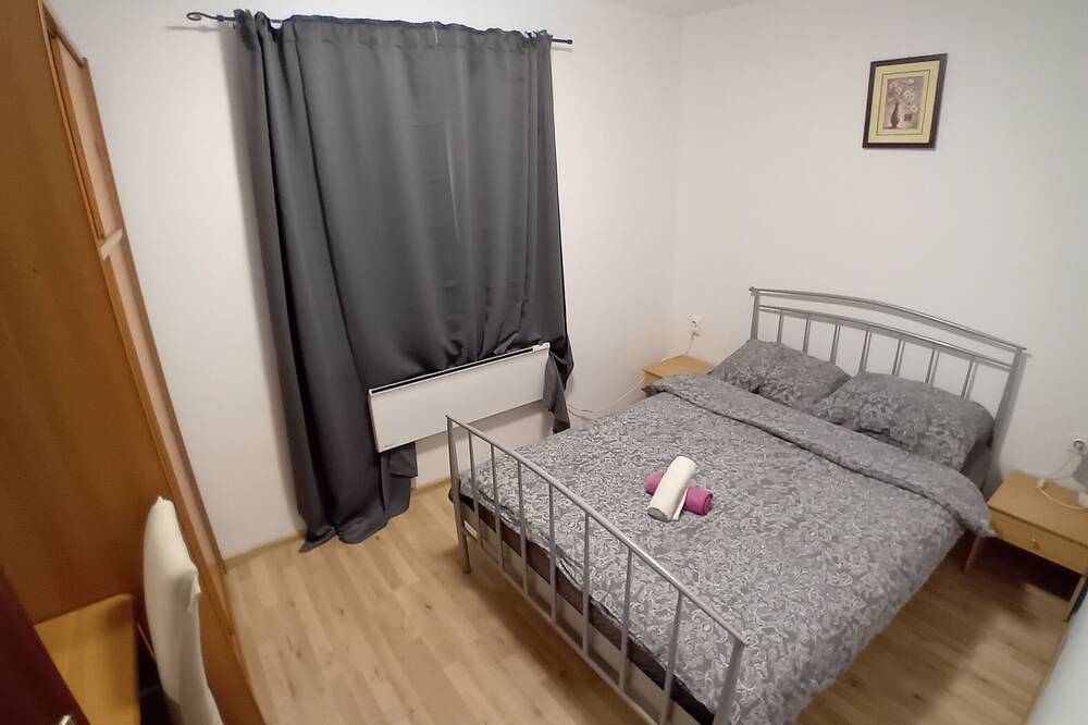 House  Ivano ,for 2-12 people , Holiday home in Rudanovac, Lacs de Plitvice