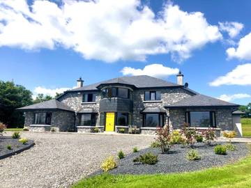 Cottage pour 2 personnes, avec jacuzzi et jardin à Fermoy