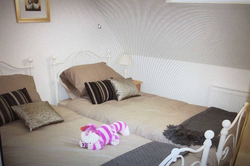 Monastery 17 penthouse apartment , overlooking Loch Ness , The Best Location in Fort Augustus, Highlands