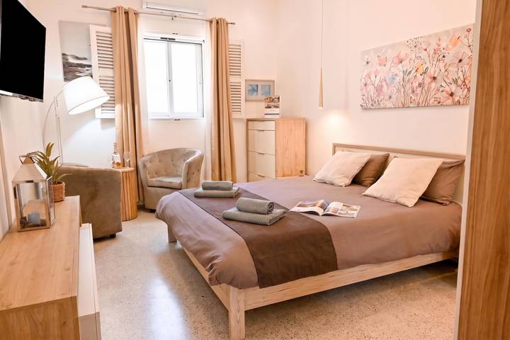 Ganze Wohnung, Exceptional Sea View Apart St Paul's Bay in Qawra, St. Paul's Bay
