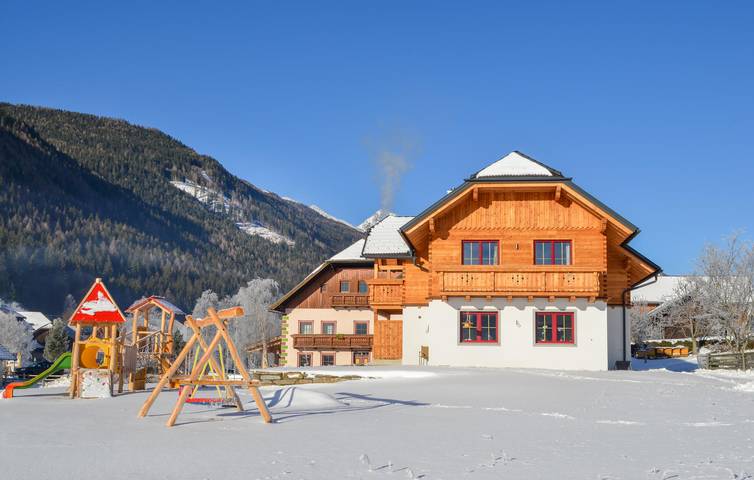 Ganze Ferienwohnung, Gemütliche Ski-Ferienwohnung mit WLAN, Parkplatz und Küche in der Nähe des Lifts II in Weißpriach, Bundesland Salzburg